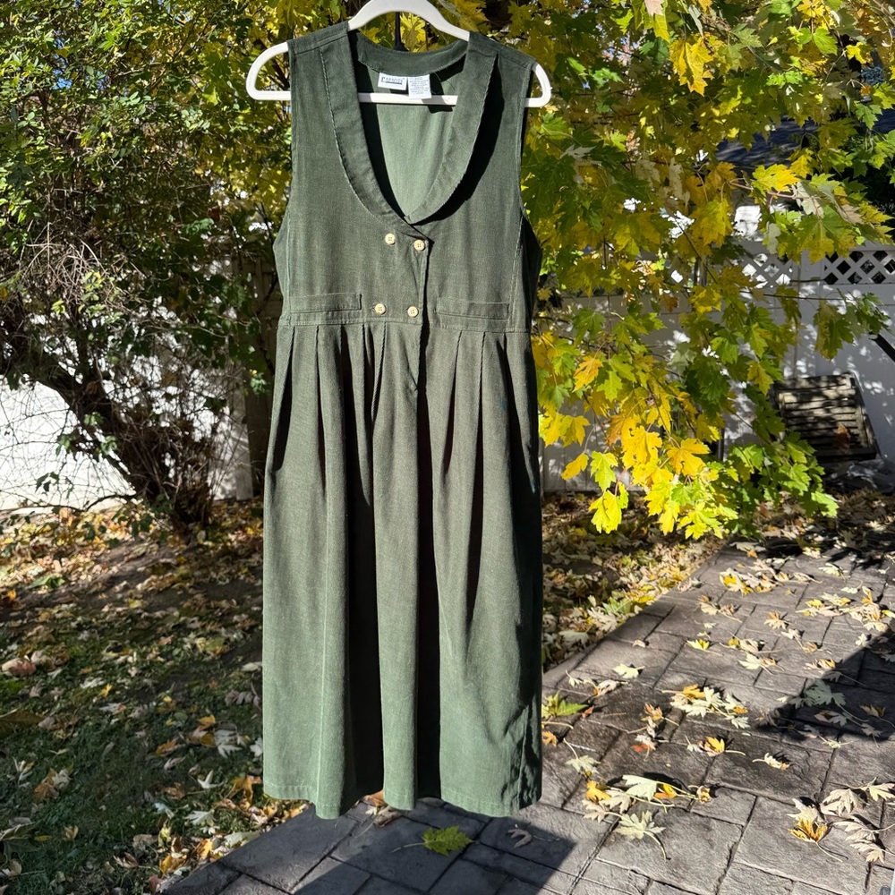 SOLD
 Capacity Brand Chic Forest Green Corduroy Midi Dress